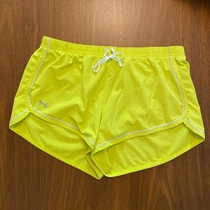 Under Armour running shorts SM